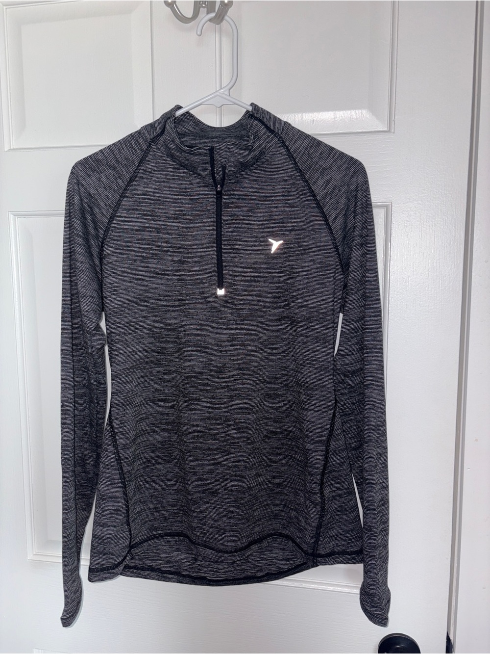 Old Navy Active Black Heather Quarter-Zip Top
